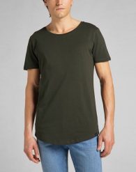 LEE SHAPED TEE MĘSKI T-SHIRT KOSZULKA LOGO SERPICO GREEN L62JEPOJ 112114652. Zielone t-shirty Lee, l, bez wzorów, bez kołnierzyka, bez ramiączek. Za 69.99 zł.