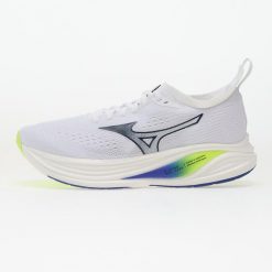 Buty do biegania Mizuno Neo Zen 2. Białe buty do biegania Mizuno, bez wzorów, bez zapięcia, do biegania. Za 631.00 zł.