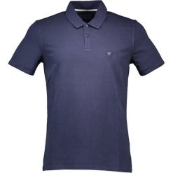 Koszulka polo w kolorze granatowym. Koszulki polo marki Guess, polo, z krótkim rękawem. W wyprzedaży za 219.95 zł.