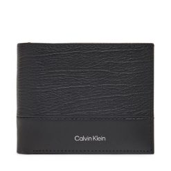 Portfel męski Calvin Klein. Czarne portfele CALVIN KLEIN, bez wzorów. Za 279.99 zł.