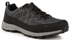 Buty trekkingowe dla meżczyzn Regatta SAMARIS LITE LOW. Czarne trekkingi Regatta, bez wzorów, z gumy, bez zapięcia. Za 259.99 zł.