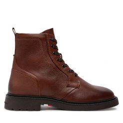 Trzewiki Tommy Hilfiger. Brązowe botki sznurowane Tommy Hilfiger, bez wzorów, bez obcasa, bez zapięcia. Za 799.99 zł.