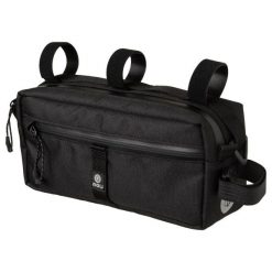 Torba na kierownicę Venture czarna z odblaskiem 3M. Czarne torby na ramię AGU, bez wzorów, z materiału, na ramię, bez dodatków. Za 209.99 zł.