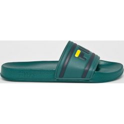 Fila - Klapki. Zielone klapki Fila, z gumy. W wyprzedaży za 59.90 zł.