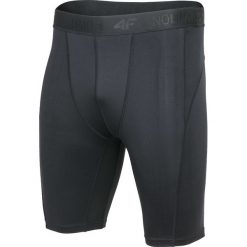 Spodenki treningowe męskie SKMF006 - głęboka czerń. Krótkie spodenki sportowe marki 4F. W wyprzedaży za 79.99 zł.