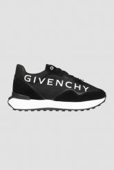 GIVENCHY Czarne sneakersy GIV RUNNER LIGHT. Czarne buty sportowe casual Givenchy, bez wzorów, bez zapięcia. W wyprzedaży za 2,299.99 zł.