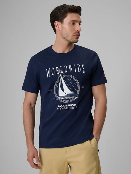 4F T-shirt regular z nadrukiem męski - granatowy XL. Niebieskie t-shirty 4F, m, bez wzorów, z bawełny, bez kołnierzyka, bez ramiączek. Za 69.99 zł.