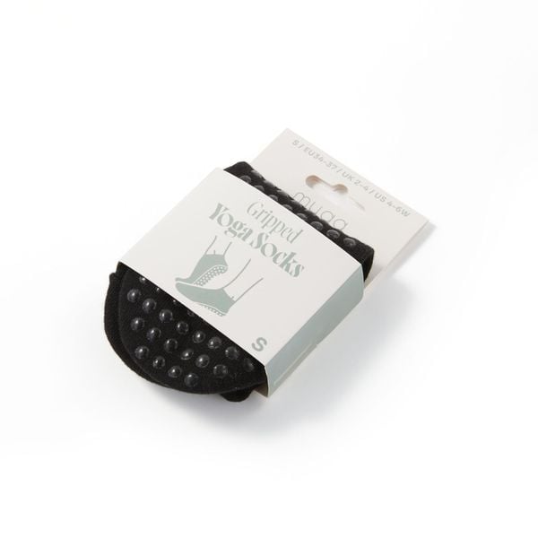 Antypoślizgowe skarpetki do jogi myga Grip Socks. Czarne skarpety MYGA, bez wzorów, z bawełny. Za 37.99 zł.