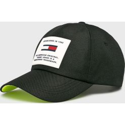 Tommy Jeans - Czapka. Czapki z daszkiem marki Tommy Jeans. Za 229.90 zł.