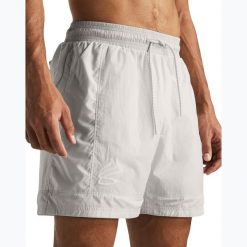 Spodenki koszykarskie męskie Under Armour Curry Woen Short. Białe szorty Under Armour, m, bez wzorów, sportowe. Za 179.99 zł.