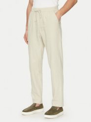 Guess Spodnie materiałowe F5GB02 WH4J0 Zielony Regular Fit. Zielone spodnie materiałowe Guess, m, z aplikacjami, z bawełny. Za 269.99 zł.