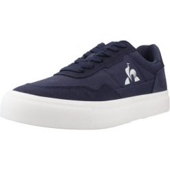 Buty LE COQ SPORTIF LCS OLLIE Niebieski. Niebieskie buty trekkingowe le coq sportif, bez wzorów, ze skóry, bez zapięcia, trekkingowe. Za 228.99 zł.