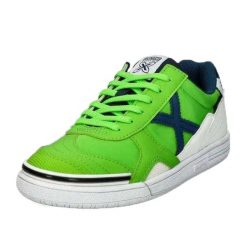 Męskie Buty Piłkarskie Gresca. Zielone buty turystyczne munich, bez wzorów, bez zapięcia, do piłki nożnej. Za 648.99 zł.