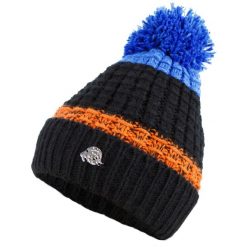 Czapka Zimowa czapka z daszkiem i lekką polarową podszewką. Brązowe czapki z daszkiem GUGGEN MOUNTAIN, na zimę, bez wzorów, z dzianiny. W wyprzedaży za 149.48 zł.