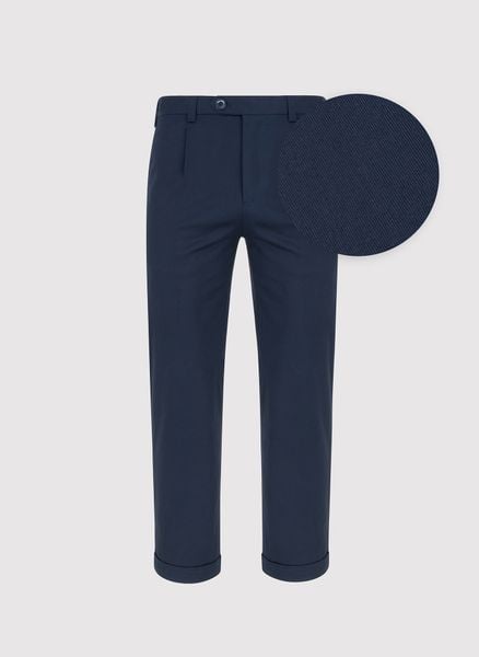 PAKO LORENTE – Granatowe spodnie z podwinietą nogawką. Spodnie materiałowe Pako Lorente, na co dzień, m, bez wzorów, z bawełny, casualowe. Za 249.99 zł.