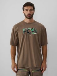 4F T-shirt loose z nadrukiem męski - brązowy S. Brązowe t-shirty 4F, m, bez wzorów, z bawełny, bez kołnierzyka, bez ramiączek. Za 69.99 zł.