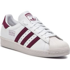 Buty adidas - Superstar 80s CM8439 Ftwwht/Maroon/Crywht. Białe buty sportowe casual marki Adidas, z nubiku. Za 449.00 zł.