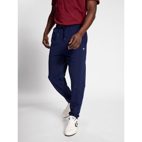 Spodnie do biegania Hummel Ic Terry. Niebieskie buty do biegania Hummel, bez wzorów, z dresówki, bez zapięcia, do biegania. W wyprzedaży za 193.50 zł.