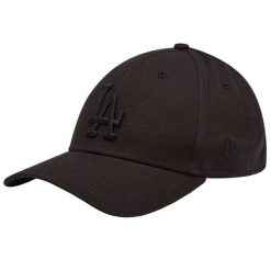 Czapki New Era Model League Essential 940 Los Kolor Czarny. Czarne czapki zimowe New Era, bez wzorów, z bawełny. Za 119.99 zł.