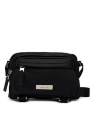 Calvin Klein Saszetka Sleek Utility Camera Bag LV04D3339G Czarny. Czarne torby na ramię CALVIN KLEIN, bez wzorów, ze skóry, bez dodatków. Za 369.99 zł.