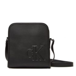 Saszetka Calvin Klein. Czarne saszetki i nerki CALVIN KLEIN, bez wzorów. Za 349.99 zł.