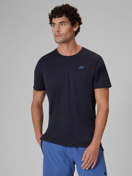 4F Koszulka trenignowa regular szybkoschnąca męska - granatowa L. Niebieskie t-shirty 4F, l, bez wzorów, bez kołnierzyka, bez ramiączek. Za 129.99 zł.