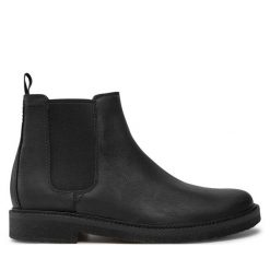 Sztyblety Clarks. Czarne botki sznurowane Clarks, bez wzorów, bez obcasa, bez zapięcia. Za 719.99 zł.
