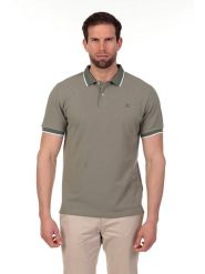 The Time of Bocha Koszulka polo w kolorze khaki rozmiar: M. Brązowe koszulki polo sportowe The Time of Bocha, m, bez wzorów, z bawełny, bez kołnierzyka, bez ramiączek. Za 107.95 zł.