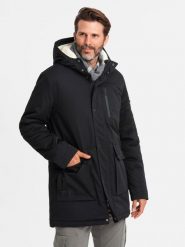 Długa kurtka męska parka z kożuszkiem – czarna V4 OM-JALJ-0181 - XXL. Czarne kurtki Ombre Clothing, l, z aplikacjami, z gumy, z kapturem. W wyprzedaży za 269.99 zł.
