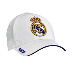 Czapka z daszkiem Real Madryt - oficjalna licencjonowana. Białe czapki z daszkiem REAL MADRID, bez wzorów. W wyprzedaży za 111.42 zł.