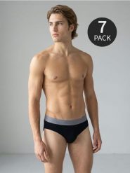 Bawełniane slipki Classic 7 pack - czarny. Czarne slipki Sinsay, l, bez wzorów, z bawełny. Za 39.99 zł.