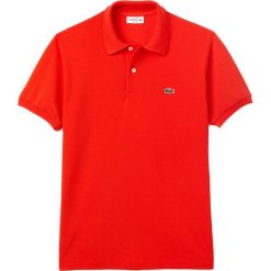 Koszulka polo w kolorze pomarańczowym. Bezrękawniki marki LACOSTE. W wyprzedaży za 249.95 zł.