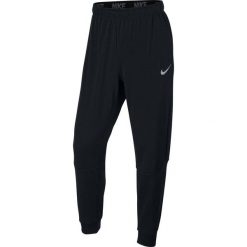 Nike Spodnie męskie Dry Pant Taper Fleece czarne r. S (860371-010). Spodnie treningowe długie marki Nike. Za 169.00 zł.