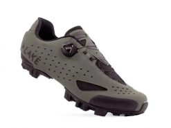 Buty Lake MX177. Czarne buty turystyczne Lake, bez wzorów, z gumy, bez zapięcia, rowerowe. Za 691.00 zł.