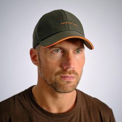 Czapka outdoorowa z daszkiem Solognac 500 wodoodporna. Zielone czapki z daszkiem SOLOGNAC, bez wzorów, z materiału. Za 49.99 zł.