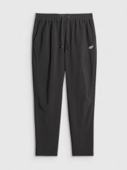 4F Spodnie do biegania szybkoschnące męskie - czarne M. Czarne spodnie treningowe długie 4F, m, bez wzorów, z tkaniny. Za 229.99 zł.