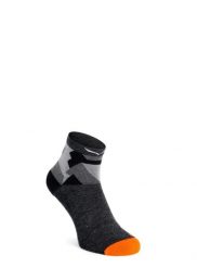 Skarpetki krótkie Salewa Pedroc Camo. Czarne skarpety Salewa, bez wzorów, z poliamidu. Za 119.99 zł.