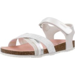 Sandały PABLOSKY 439804P Biały. Białe sandały PABLOSKY, z syntetyku, bez zapięcia. Za 172.99 zł.