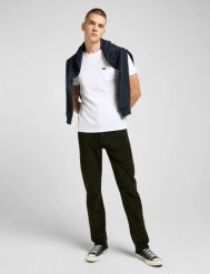 MĘSKIE SPODNIE LEE DAREN ZIP FLY OLIVE NIGHT 112373982. Zielone spodnie materiałowe Lee, l, bez wzorów, z materiału. Za 219.99 zł.