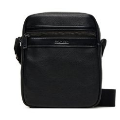 Saszetka Calvin Klein. Czarne torby na ramię CALVIN KLEIN, bez wzorów, małe, bez dodatków. Za 229.99 zł.