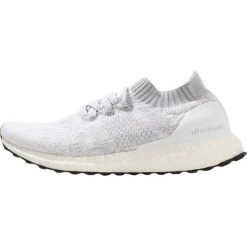 Adidas Performance ULTRA BOOST UNCAGED Obuwie do biegania treningowe feather white/whitin/black. Buty do biegania marki adidas Performance. W wyprzedaży za 674.10 zł.