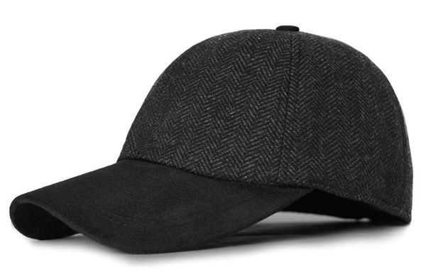 Jesienno Zimowa Czapka z Daszkiem, w Jodełkę - Pako Jeans - Grafitowa. Szare czapki z daszkiem Pako Jeans, na zimę, bez wzorów, z jeansu. Za 59.00 zł.