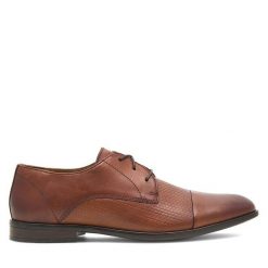 Półbuty Lasocki. Brązowe eleganckie półbuty Lasocki, bez wzorów, bez obcasa, bez zapięcia. Za 229.99 zł.