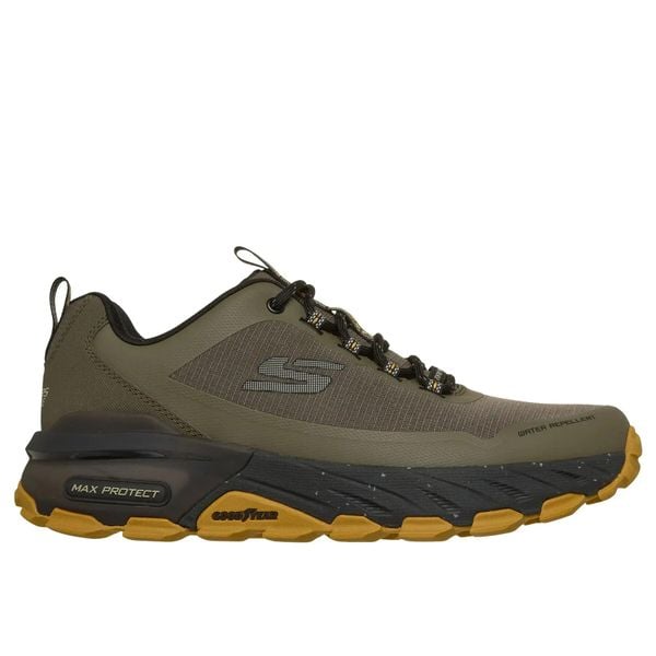 Buty trekkingowe Skechers Max Protect Promote Track. Zielone buty turystyczne Skechers, bez wzorów, z syntetyku, bez zapięcia, trekkingowe. Za 442.00 zł.