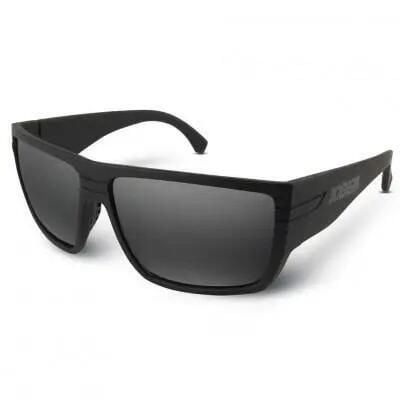Pływające okulary przeciwsłoneczne Jobe Sports Beam. Czarne okulary przeciwsłoneczne JOBE. Za 287.00 zł.