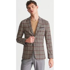 Marynarka slim fit w kratę - Czerwony. Garnitury marki Reserved. W wyprzedaży za 149.99 zł.