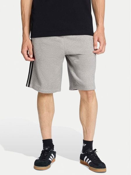 Adidas Szorty sportowe 3-Stripes KE2433 Szary Regular Fit. Szare krótkie spodenki sportowe Adidas, m, bez wzorów, z bawełny. Za 150.99 zł.