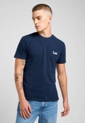 MESKA KOSZULKA LEE SS SMALL LOGO TEE RIVET NAVY 112370502. Niebieskie t-shirty Lee, xxl, bez wzorów, bez kołnierzyka, bez ramiączek. Za 79.99 zł.