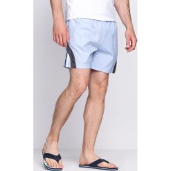 Jasnoniebieskie Szorty Freaky Friday. Odzież kąpielowa marki Born2be. Za 14.99 zł.