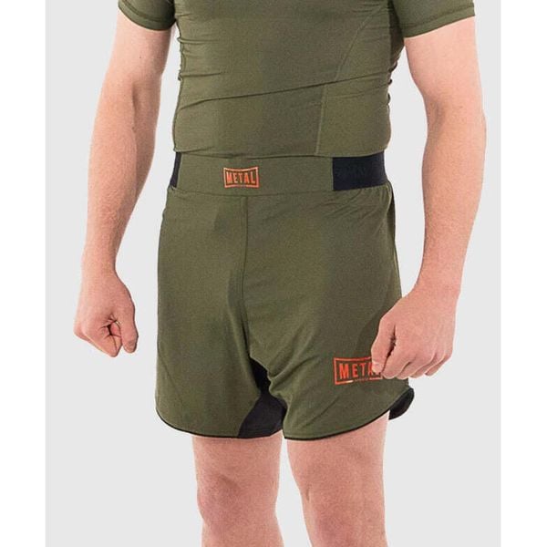 Krótka MMA Metal Boxe. Zielone szorty METAL BOXE, bez wzorów, sportowe. Za 224.50 zł.